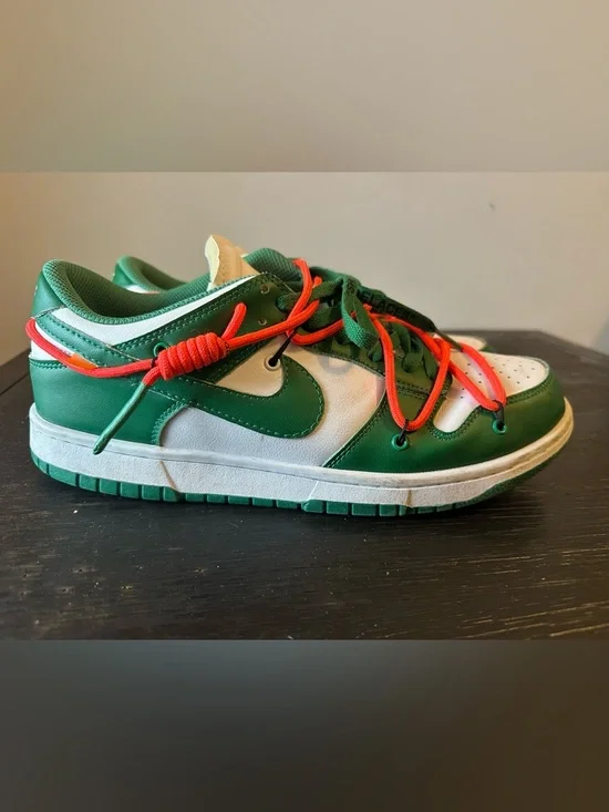 Off-White x Nike Dunk Low 'Pine Green' Size 11 - Picture 2 of 12